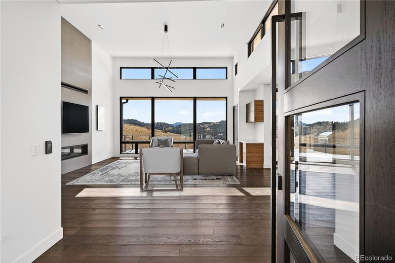 545 Strada Rossa Rd, Golden, CO 80401