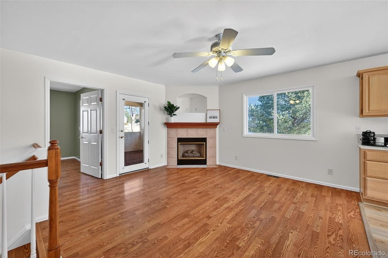 12 Luxury Ln, Colorado Springs, CO 80921