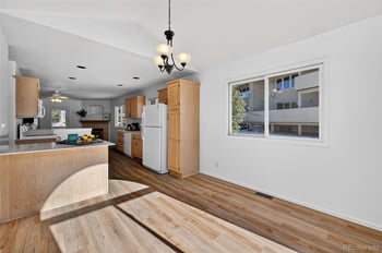 12 Luxury Ln, Colorado Springs, CO 80921