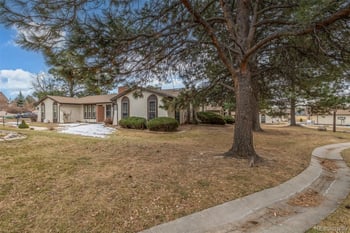 406 Valley Hi Cir #B, Colorado Springs, CO 80910