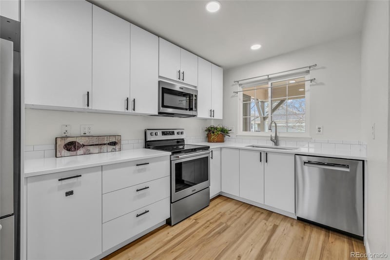 254 Greenway Cir, Broomfield, CO 80020