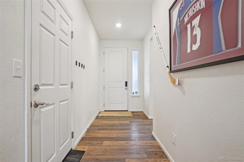 26368 3rd Ave, Aurora, CO 80018