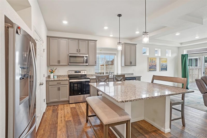 26368 3rd Ave, Aurora, CO 80018