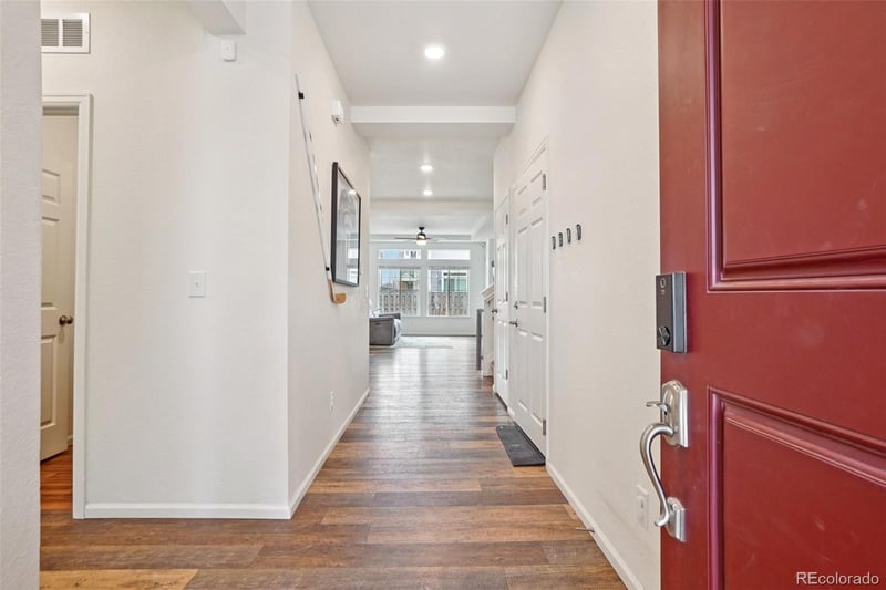 26368 3rd Ave, Aurora, CO 80018