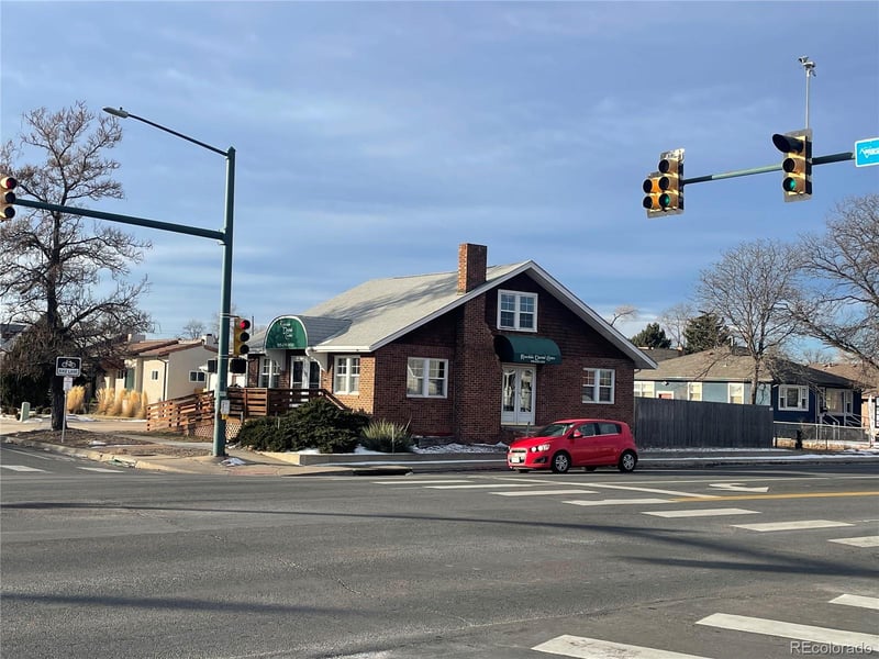 15 8th Ave, Brighton, CO 80601