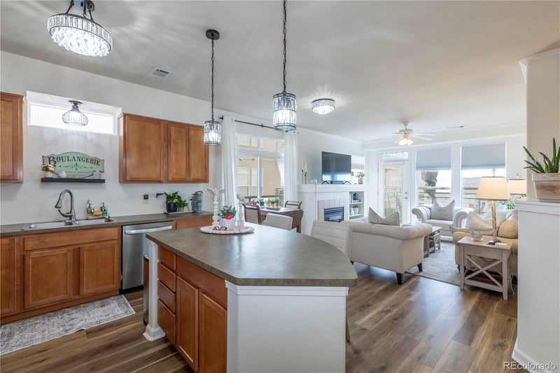 10184 Park Meadows Dr #1312, Lone Tree, CO 80124