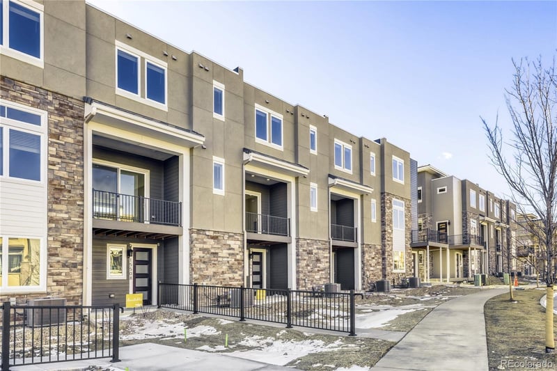 15514 Washburn Ave, Lakewood, CO 80228