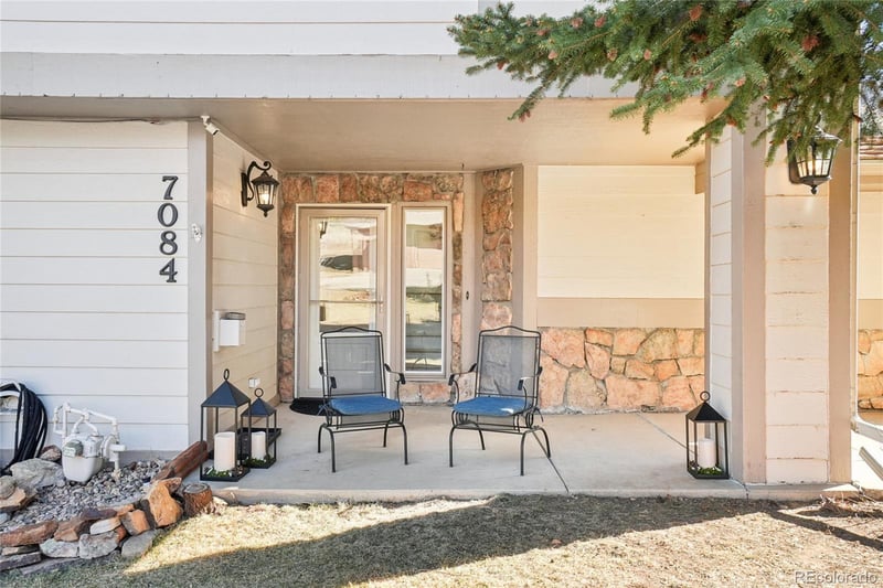 7084 Fox Paw Trl, Littleton, CO 80125