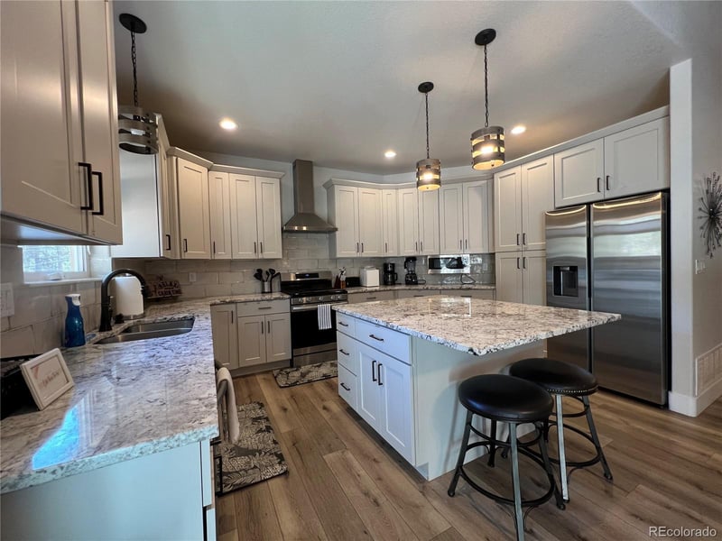 348 Duesouth Rd, Florissant, CO 80816
