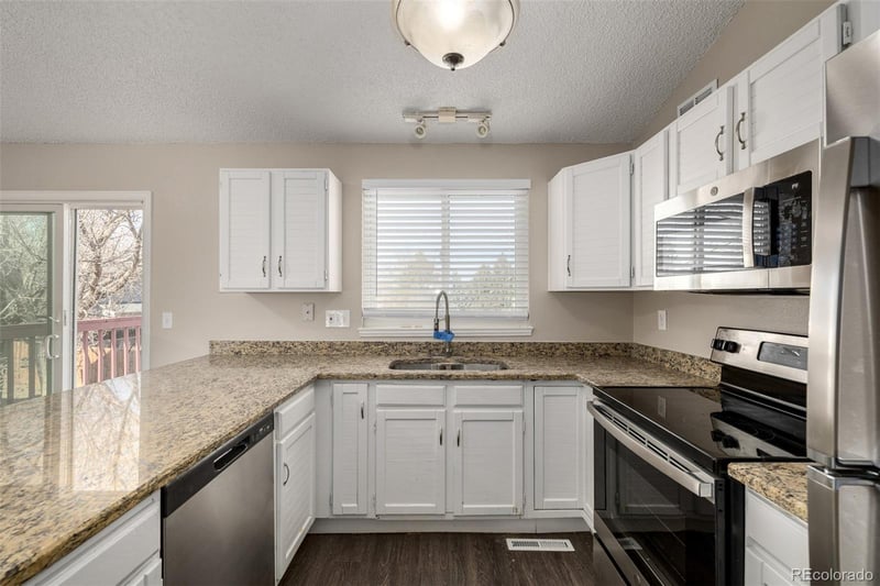 8660 Bluegrass Cir, Parker, CO 80134