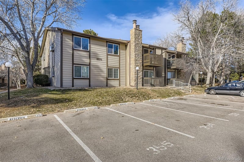 1870 Pitkin Cir #B, Aurora, CO 80017