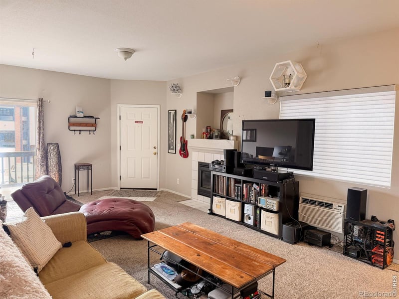 50 19th Ave #68, Longmont, CO 80501