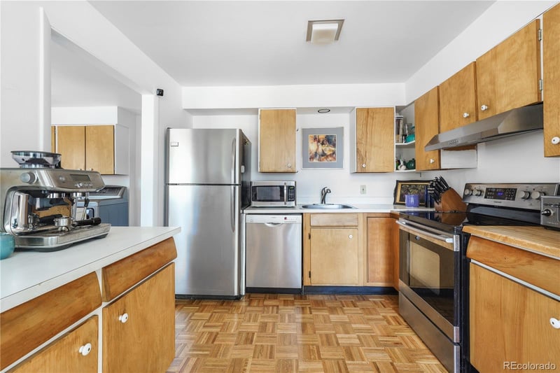 25997 Mountain View Rd, Golden, CO 80401