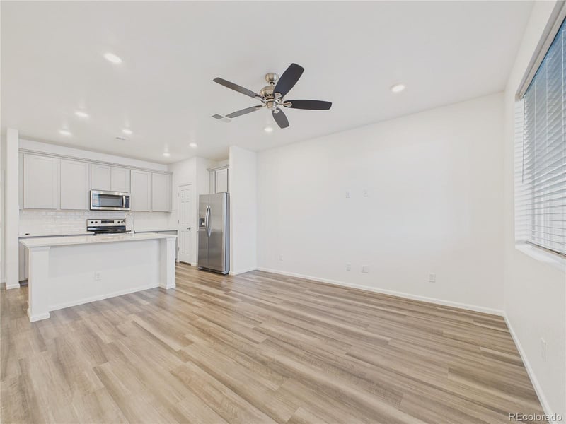 21646 59th Pl, Aurora, CO 80019