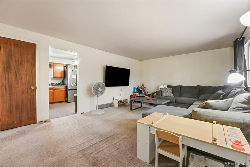 155 Brentwood Dr, Colorado Springs, CO 80910