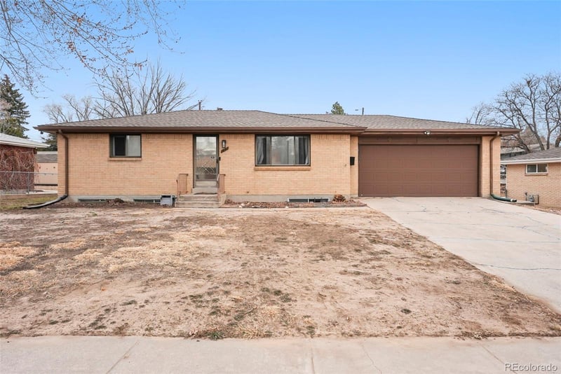 155 Brentwood Dr, Colorado Springs, CO 80910