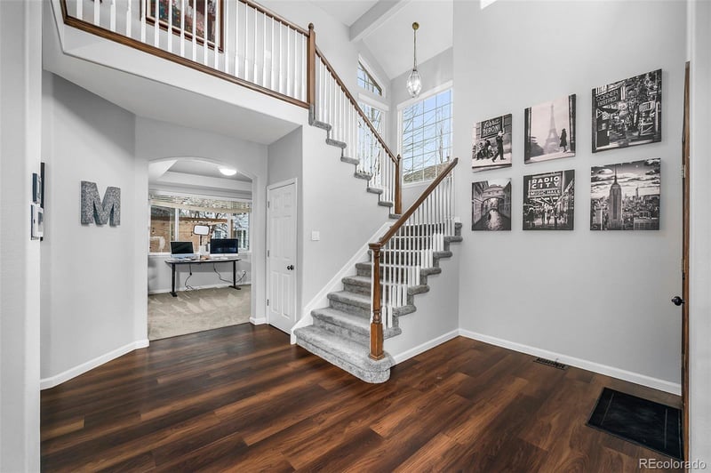 18917 Low Cir, Aurora, CO 80015