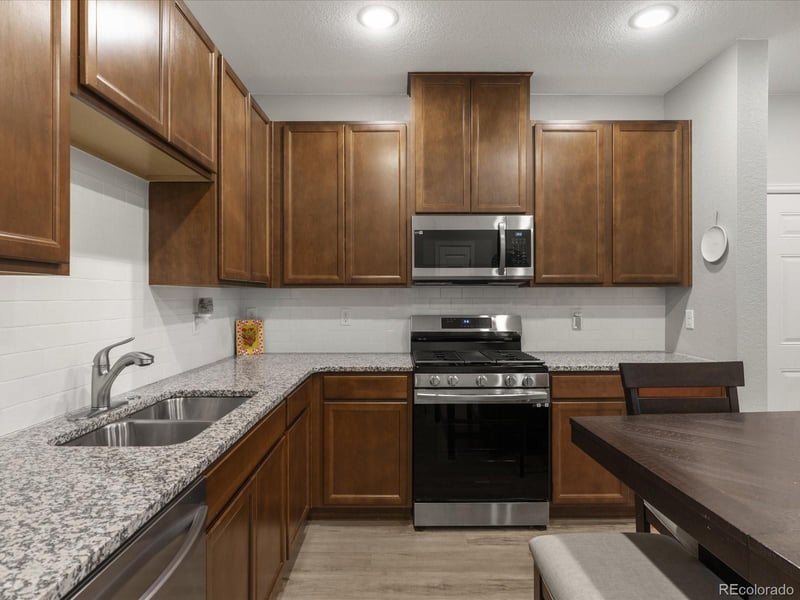 9981 Victoria Pl #202, Littleton, CO 80127