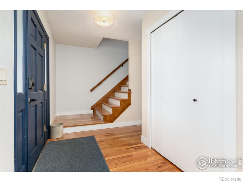 2253 Spinnaker Cir, Longmont, CO 80503