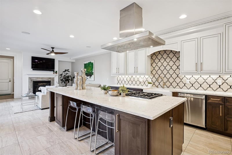 526 Fillmore St, Denver, CO 80206