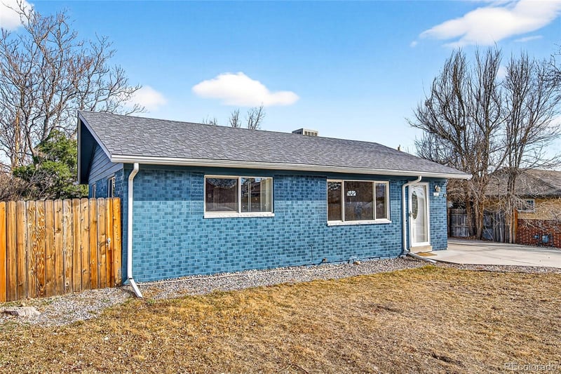 5360 Johnson St, Arvada, CO 80002