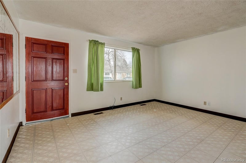 14832 Elmendorf Pl, Denver, CO 80239