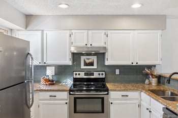 8773 Cornell Ave #10, Lakewood, CO 80227