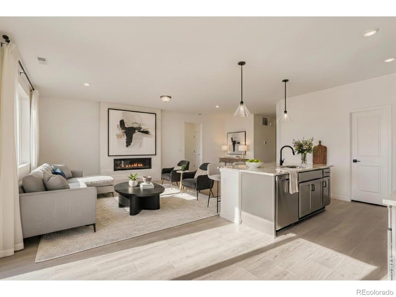 204 Sugar Beet Ln, Berthoud, CO 80513