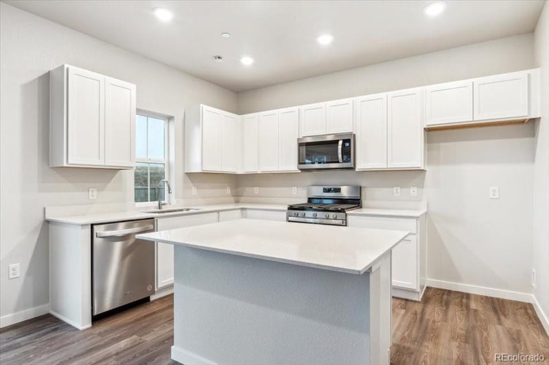 9433 Danube St, Commerce City, CO 80022