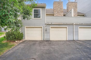 2052 Worchester Way, Aurora, CO 80014
