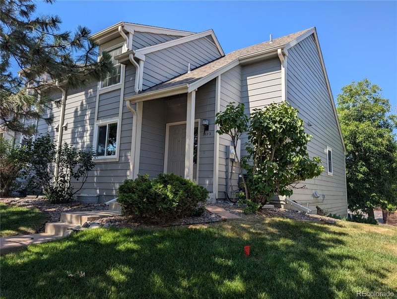 2052 Worchester Way, Aurora, CO 80014