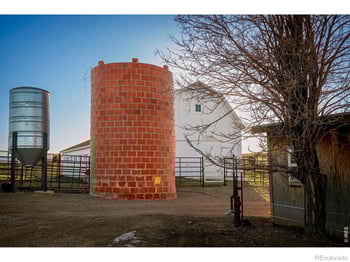 8642 Mineral Rd, Longmont, CO 80503