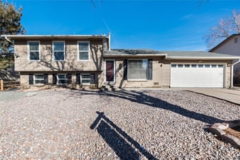 2118 Mobile Way, Aurora, CO 80013