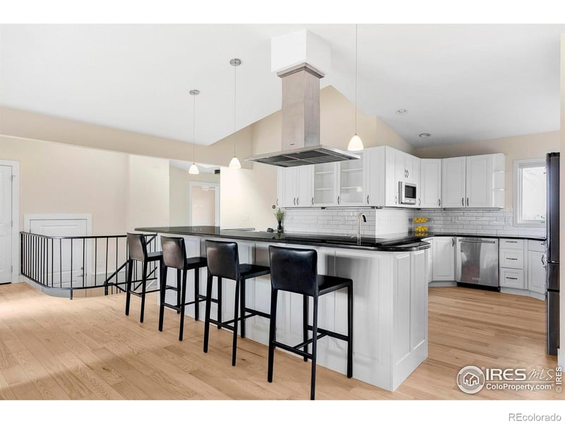 2525 Balsam Dr, Boulder, CO 80304