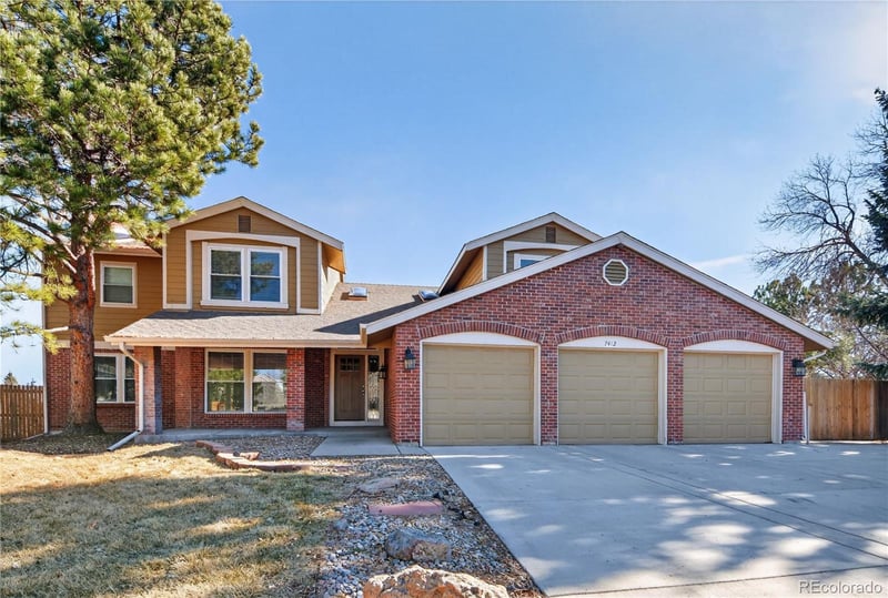 7412 Pembroke Ct, Castle Pines, CO 80108