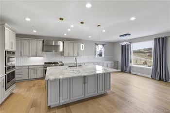 5910 Riesberg Ln, Castle Rock, CO 80104