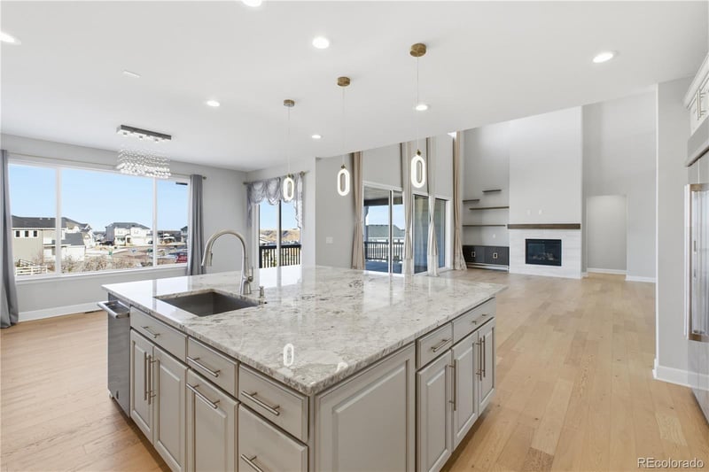 5910 Riesberg Ln, Castle Rock, CO 80104