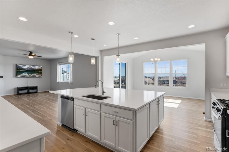 7778 Old Hammer Way, Aurora, CO 80016