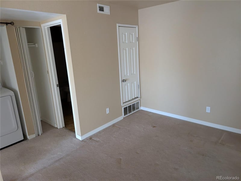 14423 Jewell Ave #202, Aurora, CO 80012