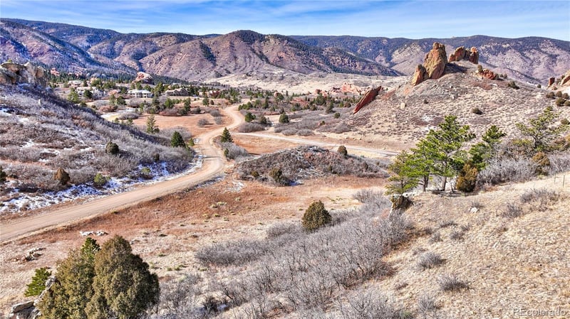 5855 Country Club Dr, Larkspur, CO 80118