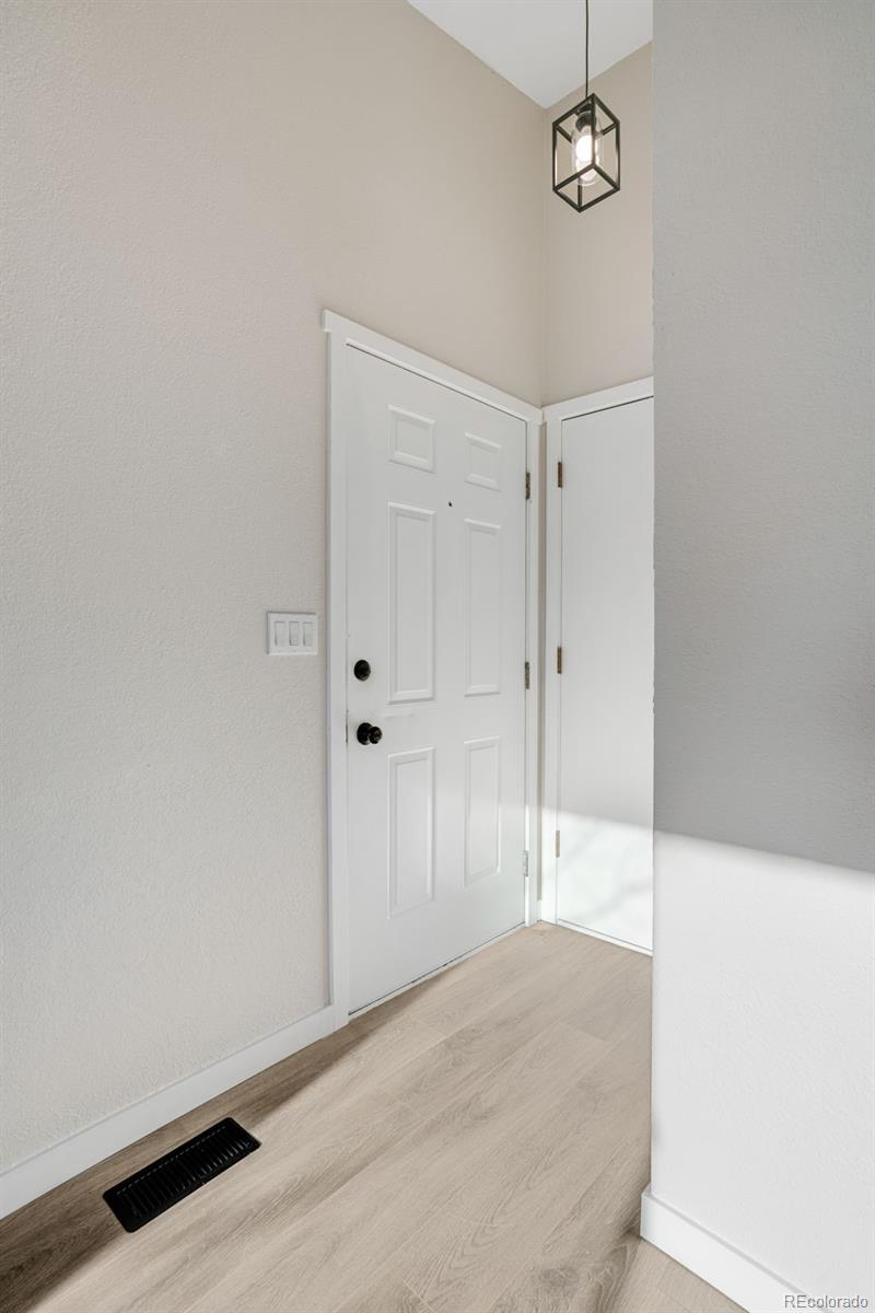 3865 Chinawood Ct, Colorado Springs, CO 80918