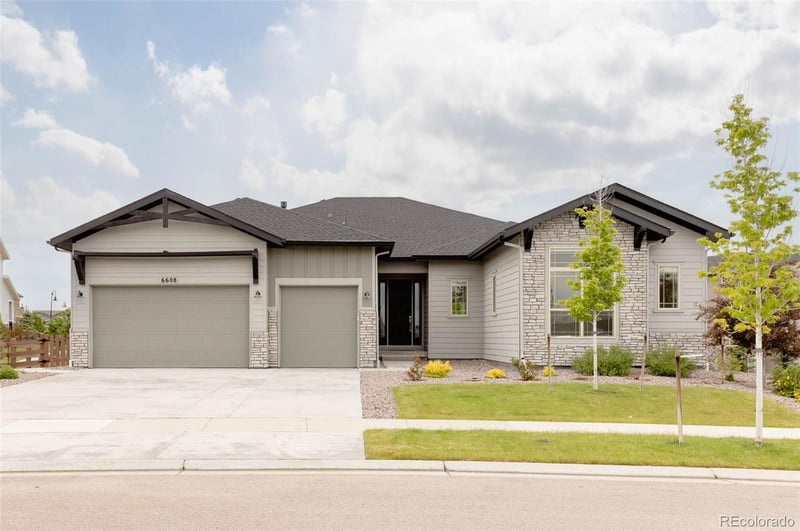 6608 White Crow Ct, Aurora, CO 80016