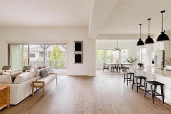 6608 White Crow Ct, Aurora, CO 80016