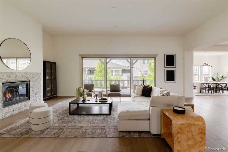 6608 White Crow Ct, Aurora, CO 80016