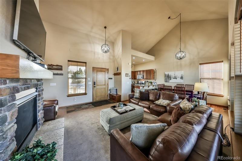 113 Summit Point Ln, Granby, CO 80446