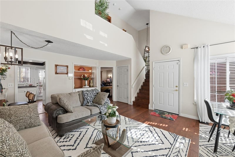 12106 2nd Dr, Aurora, CO 80011