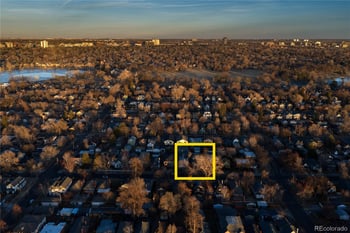 854 Clarkson St, Denver, CO 80209