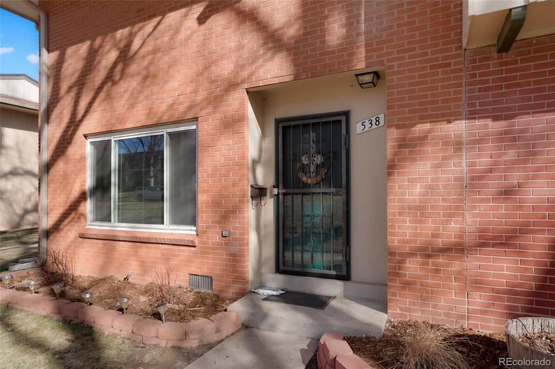 538 Xenon Ct, Lakewood, CO 80228