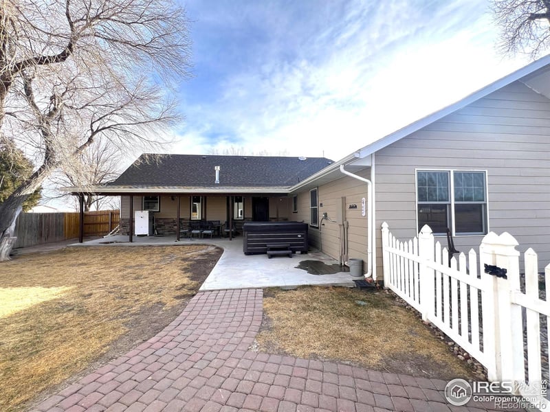 19187 Chambers Dr, Sterling, CO 80751