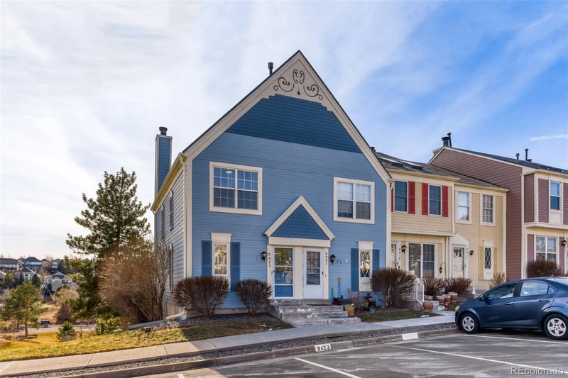 9423 Ontario Dr, Littleton, CO 80128